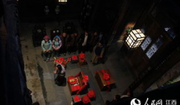 电视剧左轮手枪,乱世中的正义之战